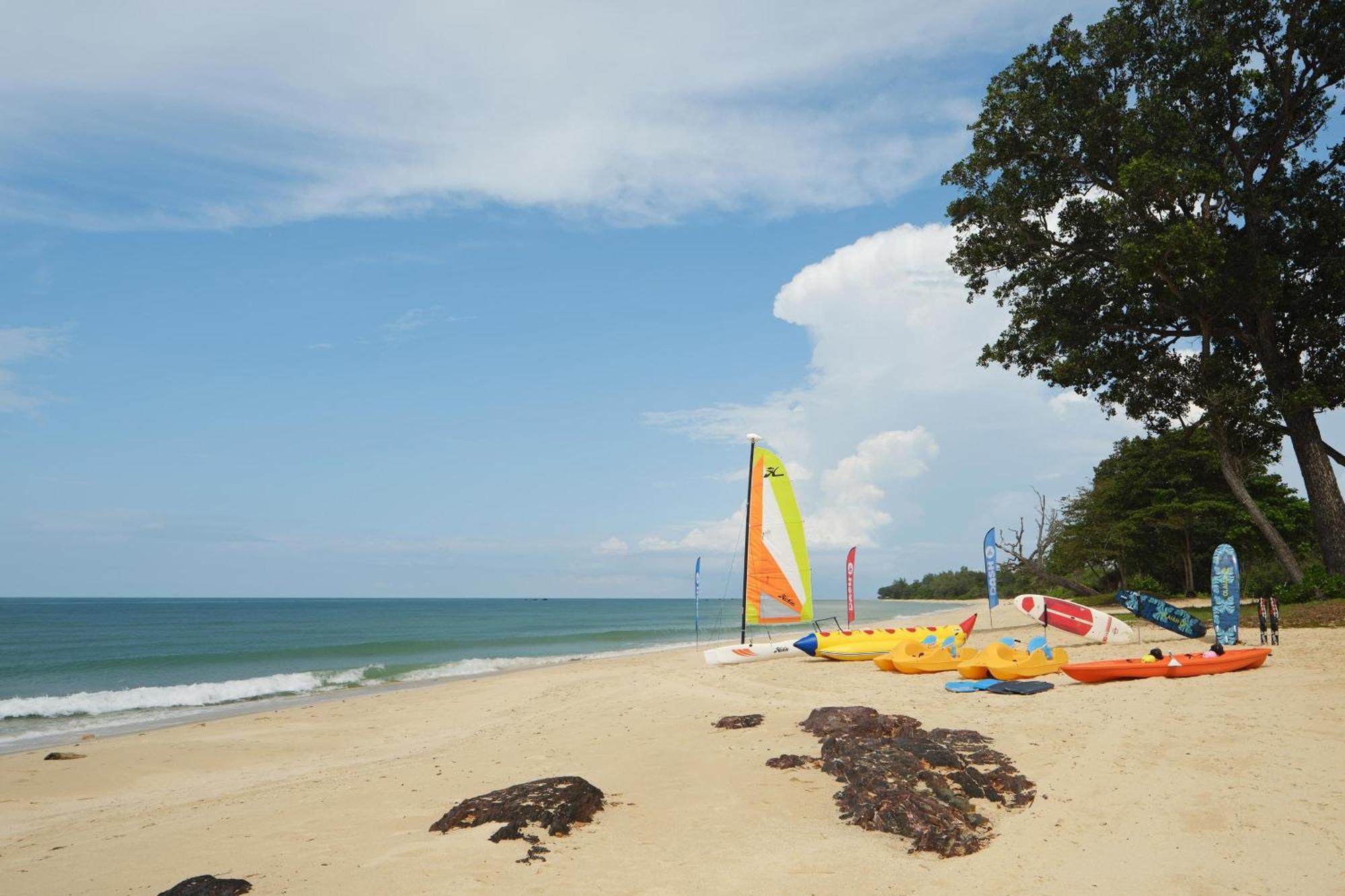 The Westin Desaru Coast Resort Eksteriør billede Beach at the resort