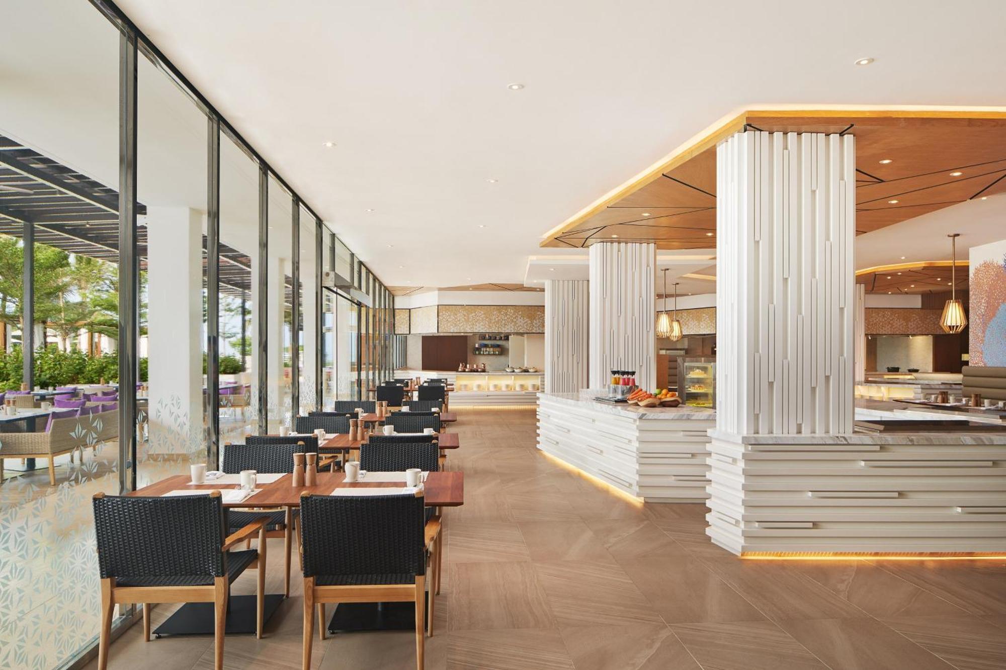 The Westin Desaru Coast Resort Eksteriør billede The restaurant