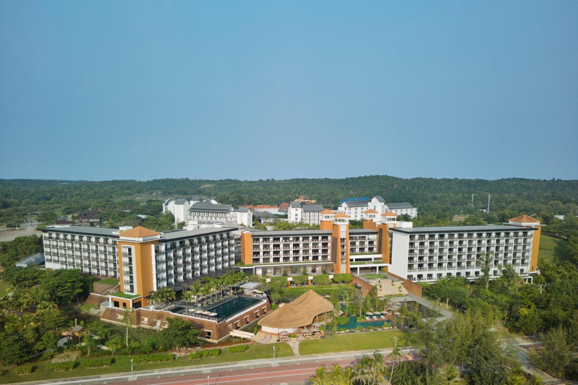 The Westin Desaru Coast Resort Eksteriør billede The Village at Wild dunes