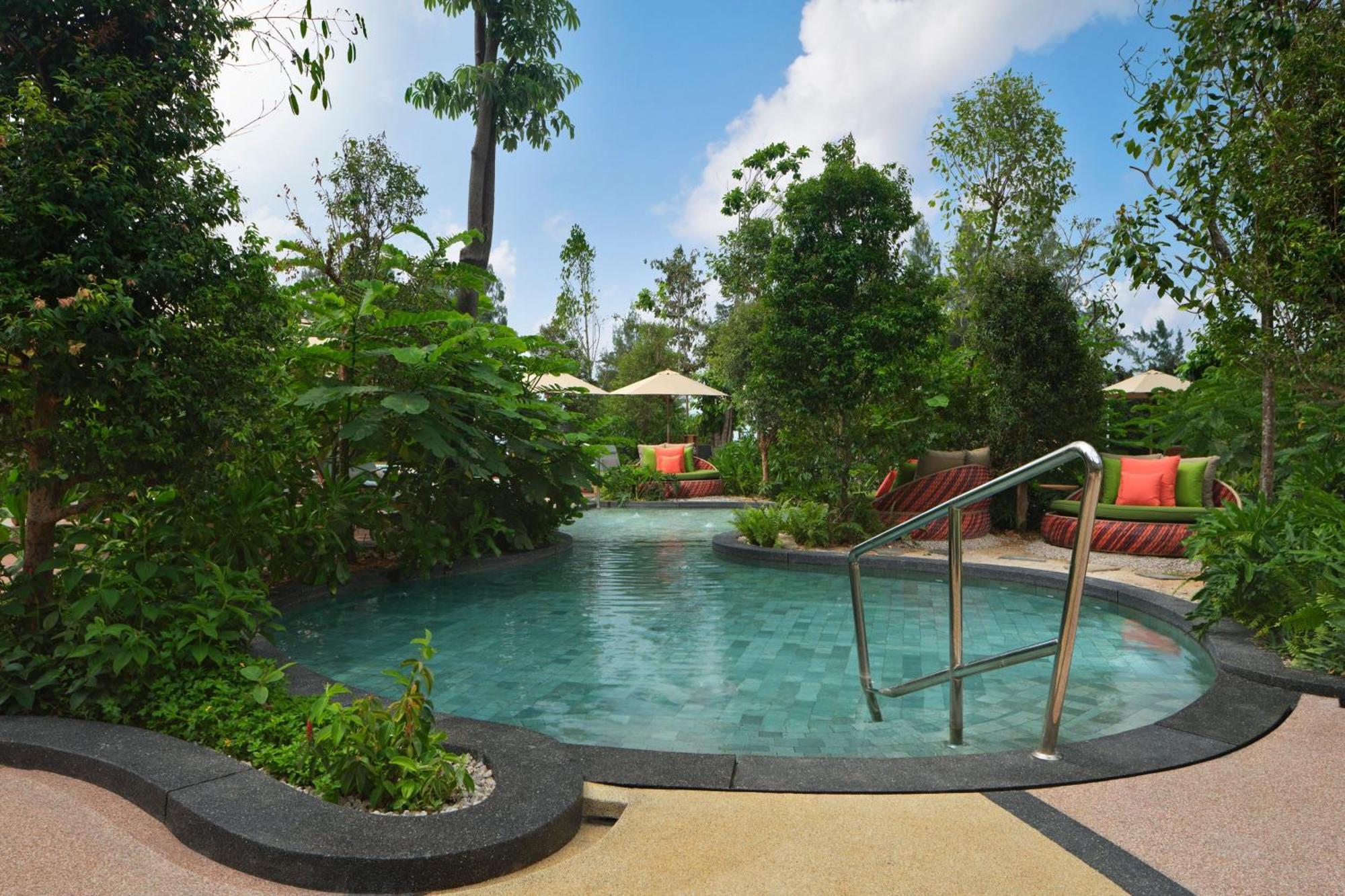 The Westin Desaru Coast Resort Eksteriør billede The swimming pool at the hotel
