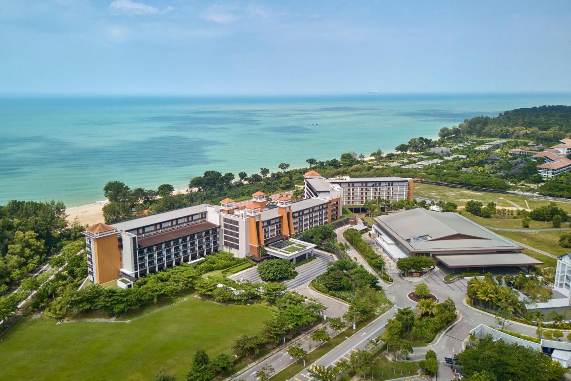 The Westin Desaru Coast Resort Eksteriør billede The Royal Paradise Hotel and Spa